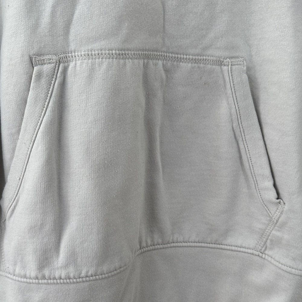 Patagonia Gray Hoodie with Pink and Blue Wave Design - Picture 2 of 6